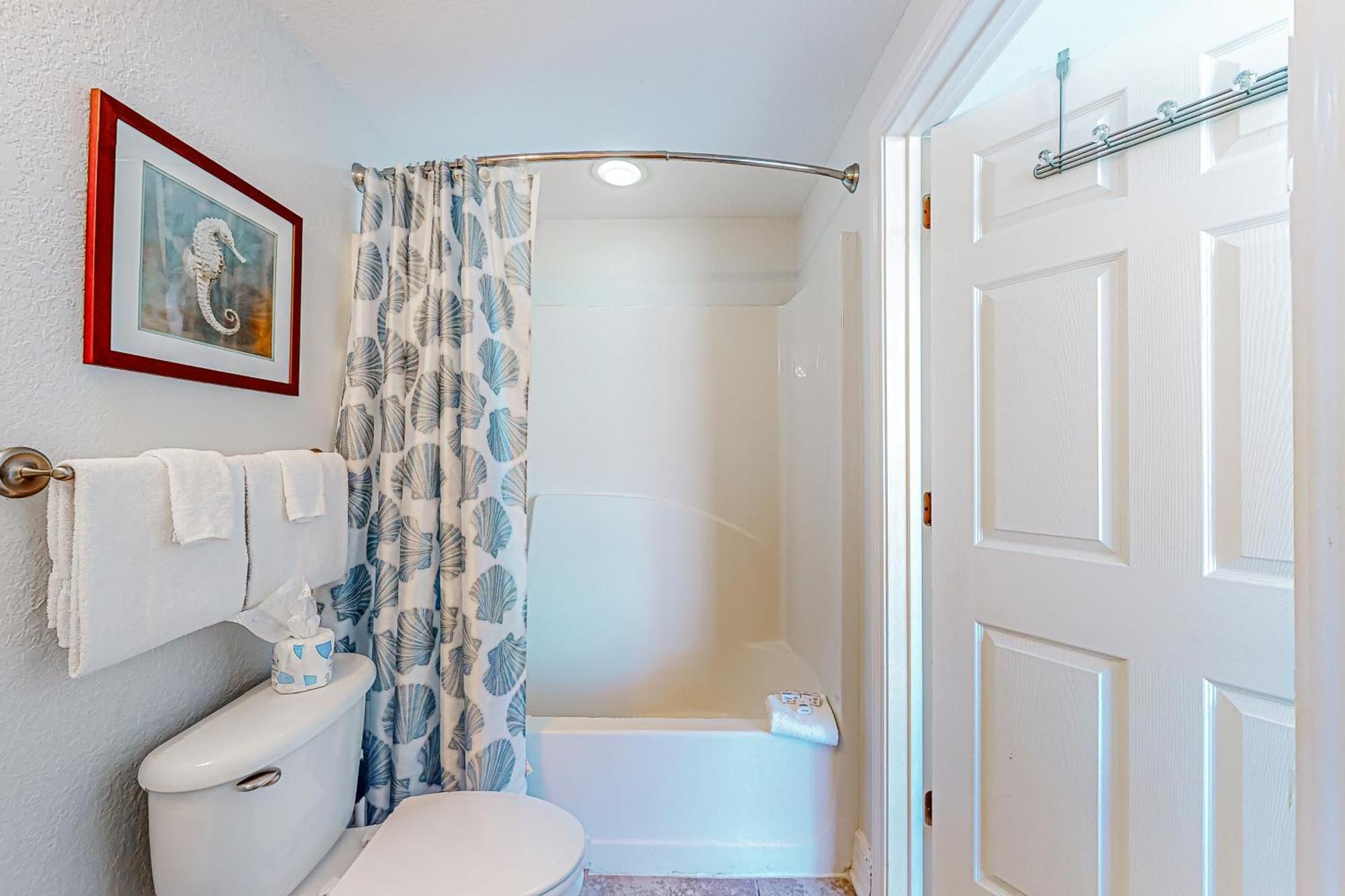 Crystal Shores West 608 Apartment *