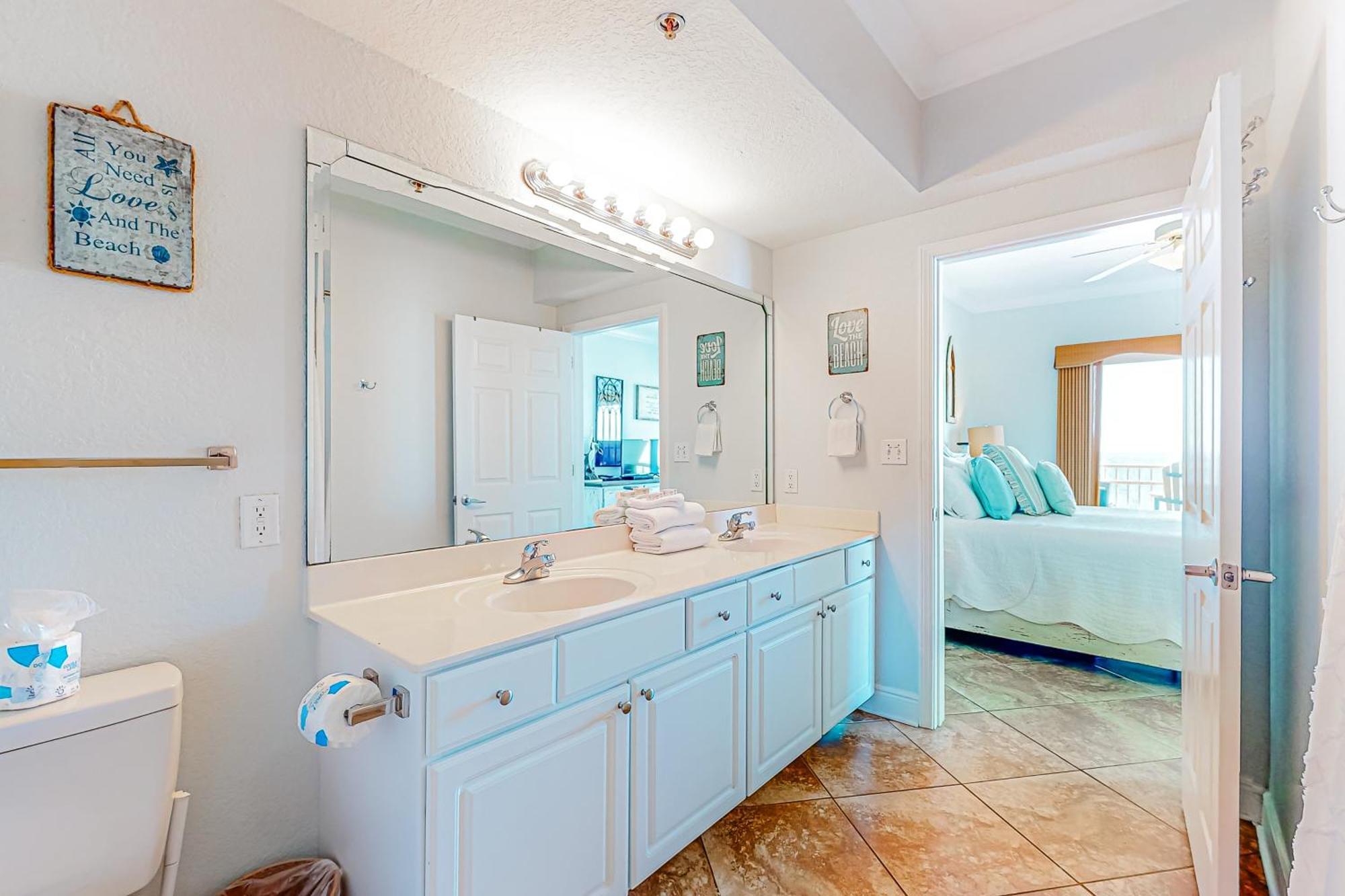 Apartment Crystal Shores West 608 Gulf Shores
